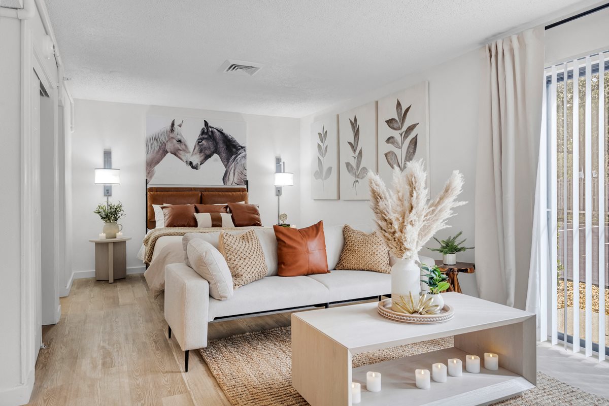 AVIA Lofts On Liberty Ridge Apartments